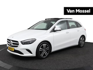 Mercedes-Benz B-klasse 200 Business Solution Luxury Automaat | Navigatie | Achteruitrijcamera | Cruise Control | Airco | Trekhaak 1600kg