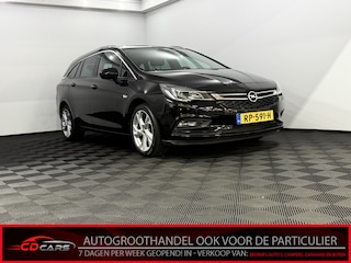 Opel Astra Sports Tourer 1.4 Innovation Navi, Parkeersensoren, Half leder, Rijstrook correctie, Keyless start, Cruise control, Lichtmetalen velgen