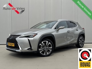 Lexus UX 250h Executive Line|NL-Auto|Navi|Trekhaak