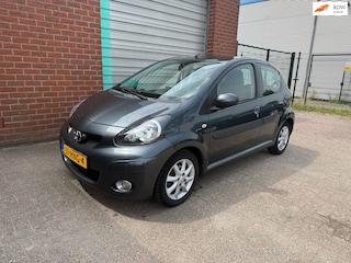 Toyota Aygo 1.0-12V Bj:2009 NAP!