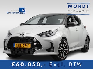 Toyota Yaris 1.5 Hybrid 130 GR SPORT | Dodehoekdetectie | Stuurwiel Verwarmd | Stoelverwarming | Achteruitrijcamera | Keyless Entry