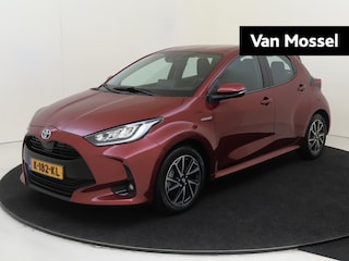 Toyota Yaris 1.5 Hybrid Dynamic | airco automatisch | Apple Carplay/Android | Autonomous Emergency Braking | bots herkenning en activatie | cruise control adaptief | LED koplampen | lichtmetalen velgen 16" |