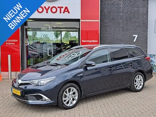 Toyota Auris Touring Sports 1.8 Hybrid Executive STOELVERWARMING CRUISE CONTROL DEALER ONDERHOUDEN