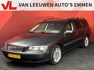 Volvo V70 2.4 Comfort Line | Nieuw Binnen! | Stoelverwarming | Trekhaak | Cruise