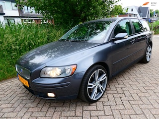Volvo V50 2.4i 155.000km. Clima Cruise Trekhaak 1500kg. Historie