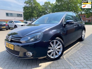 Volkswagen Golf 1.4 TSI Highline Automaat Panorama