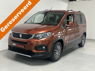 Peugeot Rifter 1.2 Puretech Active CLIMA / CAMERA / CRUISE / TREKHAAK Dis.Riem vervangen bij 94000KM
