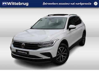 Volkswagen Tiguan 1.4 TSI eHybrid 245pk LIFE DSG Automaat / Panorama schuifdak / Navigatie / LM 17 inch / Park Assist / LED