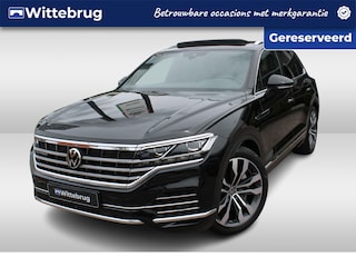 Volkswagen Touareg 3.0 TSi eHybrid 381pk 4MOTION Elegance Automaat / Panoramadak / Luchtvering / Leder / 360 Camera / LM 21 inch / Navigatie Premium / Trekhaak inklapbaar