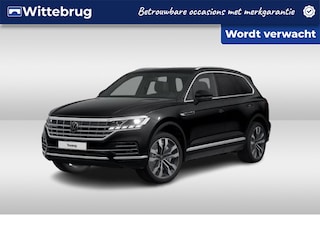Volkswagen Touareg 3.0 TSi eHybrid 381pk 4MOTION Elegance Automaat / Panoramadak / Luchtvering / Leder / 360 Camera / LM 21 inch / Navigatie Premium / Trekhaak inklapbaar
