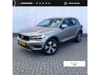Volvo XC40 1.5 T3 Momentum | Panoramadak | Navigatie | Apple Carplay | Android Auto | Cruise Control Adaptief | BLIS | Achteruitrijcamera | Parkeersensoren