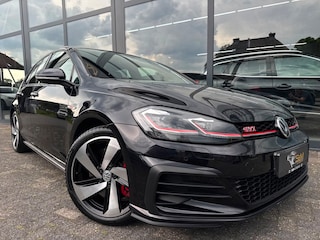 Volkswagen Golf 2.0 TSI GTI Performance | Camera