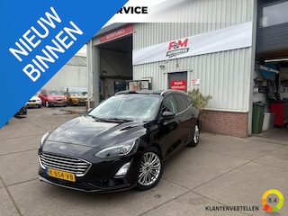 Ford Focus Wagon 1.0 EcoBoost Titanium Business Stoel-Stuurverwarming, Pdc, camera
