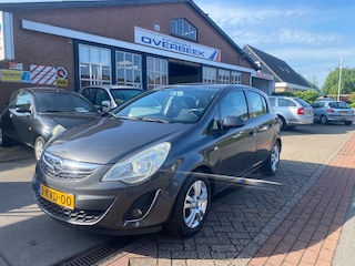 Opel Corsa 1.2-16V Cosmo