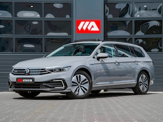 Volkswagen Passat 1.4 TSI PHEV GTE Business Pano|Trekhaak|Headup|Camera|ACC|Stoelverwarming|Ergocomfort|Massage