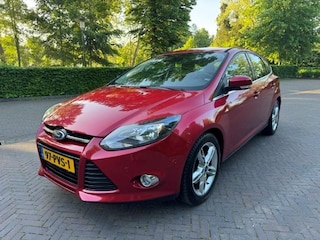 Ford Focus 1.6 EcoBoost First Edition 150pk Thaak/Navi/Halfleer/APK/Nette staat