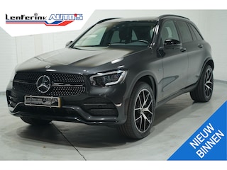 Mercedes-Benz GLC 300e 4MATIC Business Solution AMG pano-dak led-verlichting 20"-inch lmv lederen bekleding trekhaak-wegklapbaar stoelen en stuur electrisch verstelbaar met memory PDC v+a 360-camera private glas