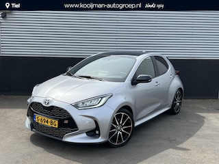Toyota Yaris 1.5 Hybrid GR Sport Panoramadak, dodehoekdetectie, Stoel- & Stuurwiel verwarmd, LMV, JBL, HUD, 1e eign. Nieuw geleverd en dealeronderhouden
