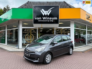 Toyota Verso-S 1.3 VVT-i Aspiration | Automaat | Hoge zit | Trekhaak |