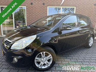 Hyundai i20 1.2i i-Motion NIEUWE APK / KOUDE AIRCO / TREKHAAK / RIJKLAAR