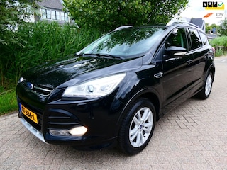 Ford Kuga 1.5 Titanium Styling Pack 150pk Clima Navi Trekhaak 2.000kg.