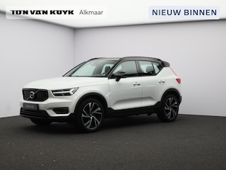 Volvo XC40 2.0 T5 AWD R-Design Intro Edition / Trekhaak / Stoel- + stuurwielverwarming / Pilot Assist / Achteruitrijcamera / Harman Kardon Audio / 20"