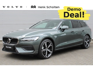 Volvo V60 2.0 B4 Mild Hybrid Essential Edition | Lederen Bekleding Charcoal | Adaptieve Cruise Control | Pilot Assist | 19-Inch Lichtmetalen Velgen | Getint Glas | Donkere Hemelbekleding | Parkeersensoren Voor & Achter | Achteruitrijcamera | Stoelverwarming Voor- en Achter | Stuurverwarming | Google | High Performance Audio | Lendensteun | BLIS |