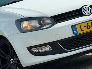 Volkswagen Polo 1.2 Easyline| Candy White | Panorama Dak/Airco - Sportieve 3-Deurs!