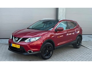 Nissan Qashqai 1.2 AUT 116pk 2015 Rood PANO|CAMERA|NAP|2E EIG.