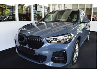 BMW X1 xDrive20i M-Sportedition | Storm bay metallic !