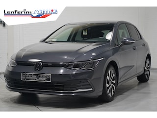 Volkswagen Golf 2.0 TDI Life Navi PDC v+a Stoel-/stuurverwarming Apple Carplay Adaptive cruise