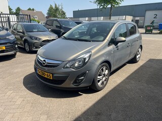 Opel Corsa 1.4-16V BlitZ Navigatie stuurverwarming NAP