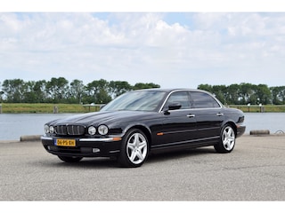 Jaguar XJ 4.2 V8 Sovereign LWB