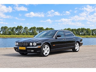Jaguar XJ 4.2 V8 Sovereign LWB
