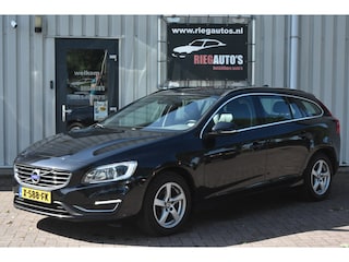 Volvo V60 1.6 T3 Summum – 2015 | Climate Control | Navigatie | Mooie uitvoering