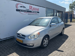Hyundai Accent 1.4i Dynamic Joy