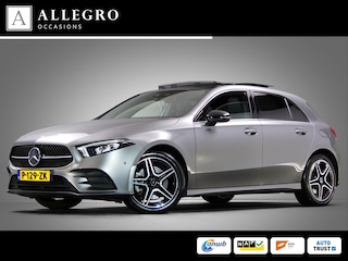 Mercedes-Benz A-klasse 180 AMG Line (SFEERVERLICHTING, STOELVERWARMING, PANO, APPLE CARPLAY/ANDROID AUTO, MULTIFUNCTIONEEL STUUR)