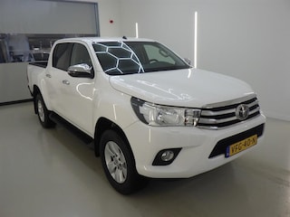 Toyota Hilux 2.4 D-4D-F Double Cab Professional