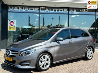 Mercedes-Benz B-klasse 200 Prestige Aut. Panorama Leer Navi Camera Dealeronderhouden!
