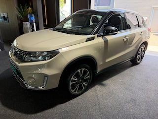 Suzuki Vitara 1.4 Boosterjet Style Smart Hybrid