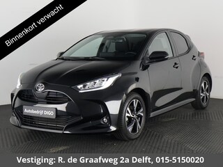 Toyota Yaris 1.5 Hybrid 115 Dynamic Luxury | Apple Carplay & AndroidAUTO | Stuur-& Stoelverwarming | Privacy Glass |