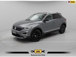 Volkswagen T-Roc 1.5 TSI Automaat Sport * Virtual Cockpit * Carplay * Full Led * Adaptieve Cruise *