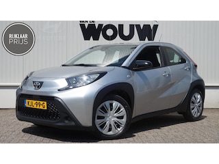 Toyota Aygo 1.0 VVT-i MT Play Apple Carplay/Android Auto | Achteruitrijcamera | Climate Control | Adapt Cruise Control