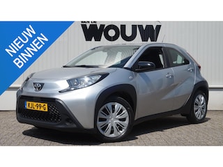 Toyota Aygo 1.0 VVT-i MT Play Apple Carplay/Android Auto | Achteruitrijcamera | Climate Control | Adapt Cruise Control