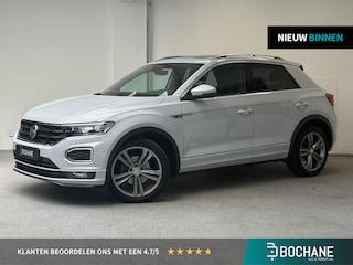 Volkswagen T-Roc 1.5 TSI 3x R-Line | PANO | CAMERA | CARPLAY | VIRTUAL | ALL SEASONS |