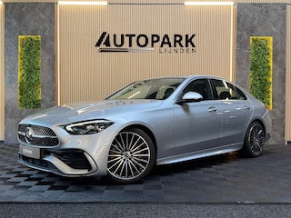Mercedes-Benz C-klasse 180 AMG Line GARANTIE|CAMERA|DODEHOEK|KEYLESS|19INCH|DEALER ONDERHOUDEN|2022