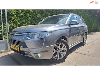 Mitsubishi Outlander 2.0 Instyle 4WD