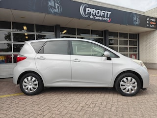Toyota Verso-S 1.3 VVT-i Dynamic / Airco / Camera / Panoramadak!