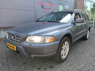 Volvo XC70 2.5 T Summum Trekhaak - Leder - Schuif/Kanteldak - Nieuwe APK - NL auto