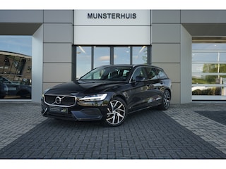 Volvo V60 2.0 T6 Twin Engine AWD Momentum Pro | Verwarmde voorstoelen |